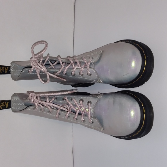 Dr Marten 1460 boot in Iridescent Croc Size 8 - Picture 3 of 10